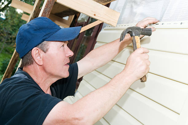 Affordable Siding Repair and Maintenance Services in Crooked Lake Park, FL