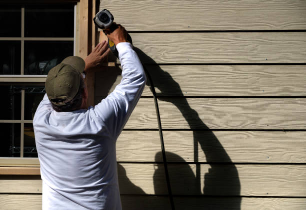 Siding Removal and Disposal in Crooked Lake Park, FL